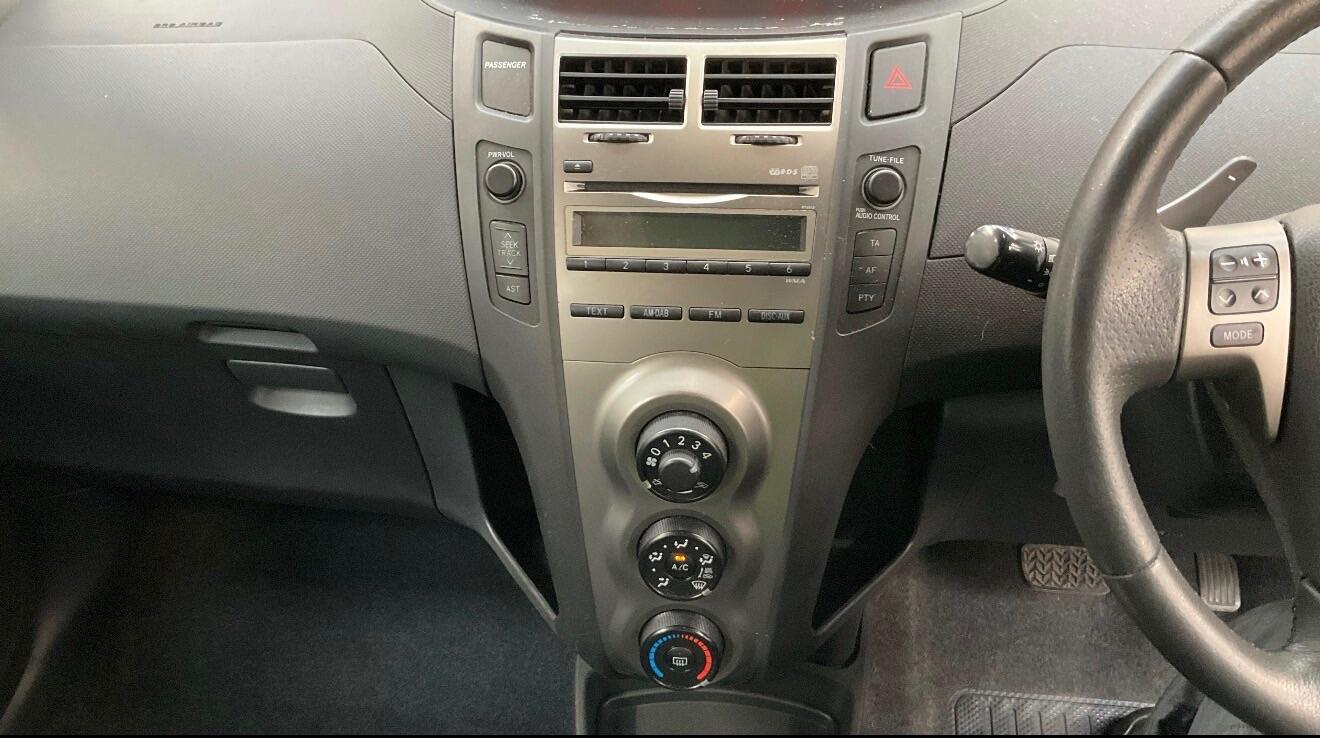 Used Toyota Yaris for sale - 77597794: Photo 8