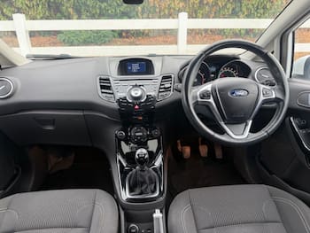 Used Ford Fiesta 2015 for sale - 79669337: Photo
