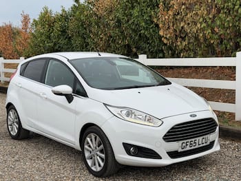 Used Ford Fiesta 2015 for sale - 79669337: Photo