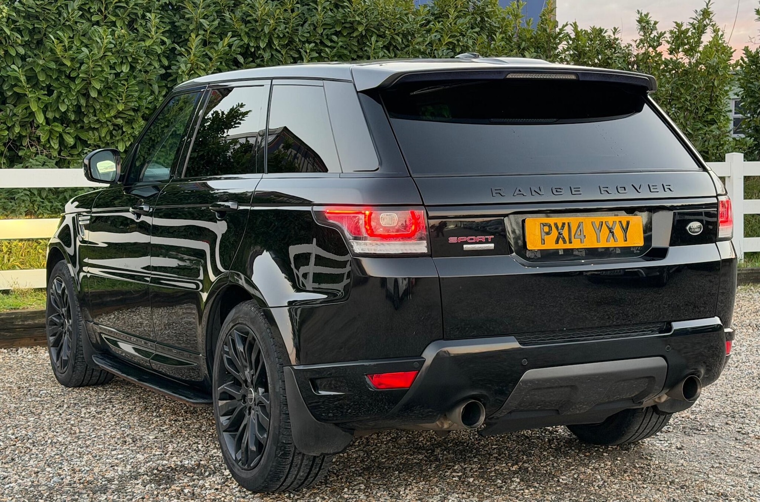 Used Land Rover Range Rover Sport 2014 for sale - 76446410: Photo 4