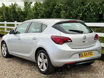 Used Vauxhall Astra 2014 for sale - 77321057: Photo