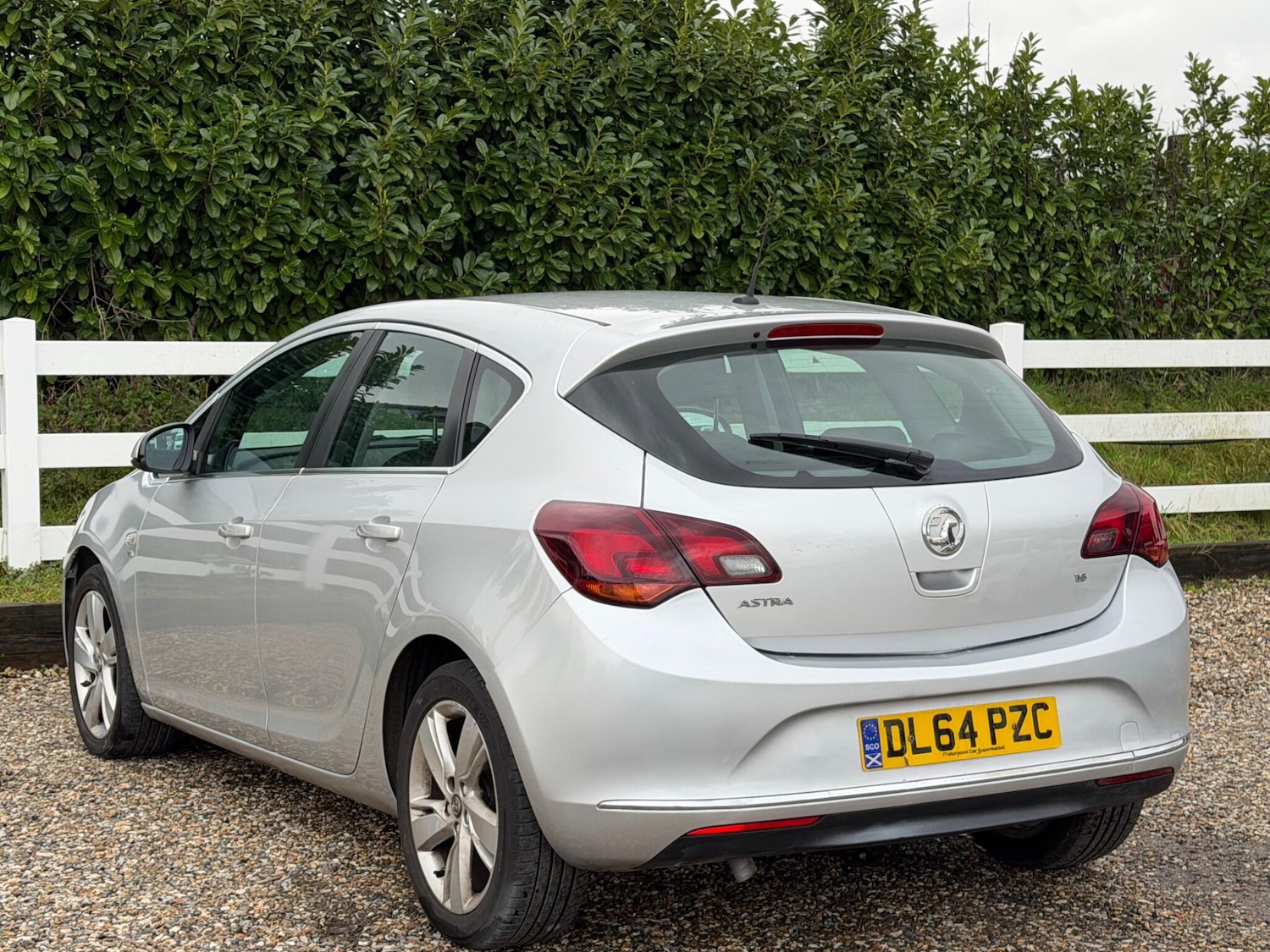 Used Vauxhall Astra 2014 for sale - 77321057: Photo 8