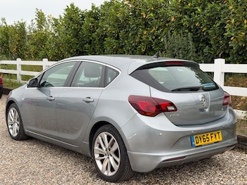 Used Vauxhall Astra 2015 for sale - 78843063: Photo