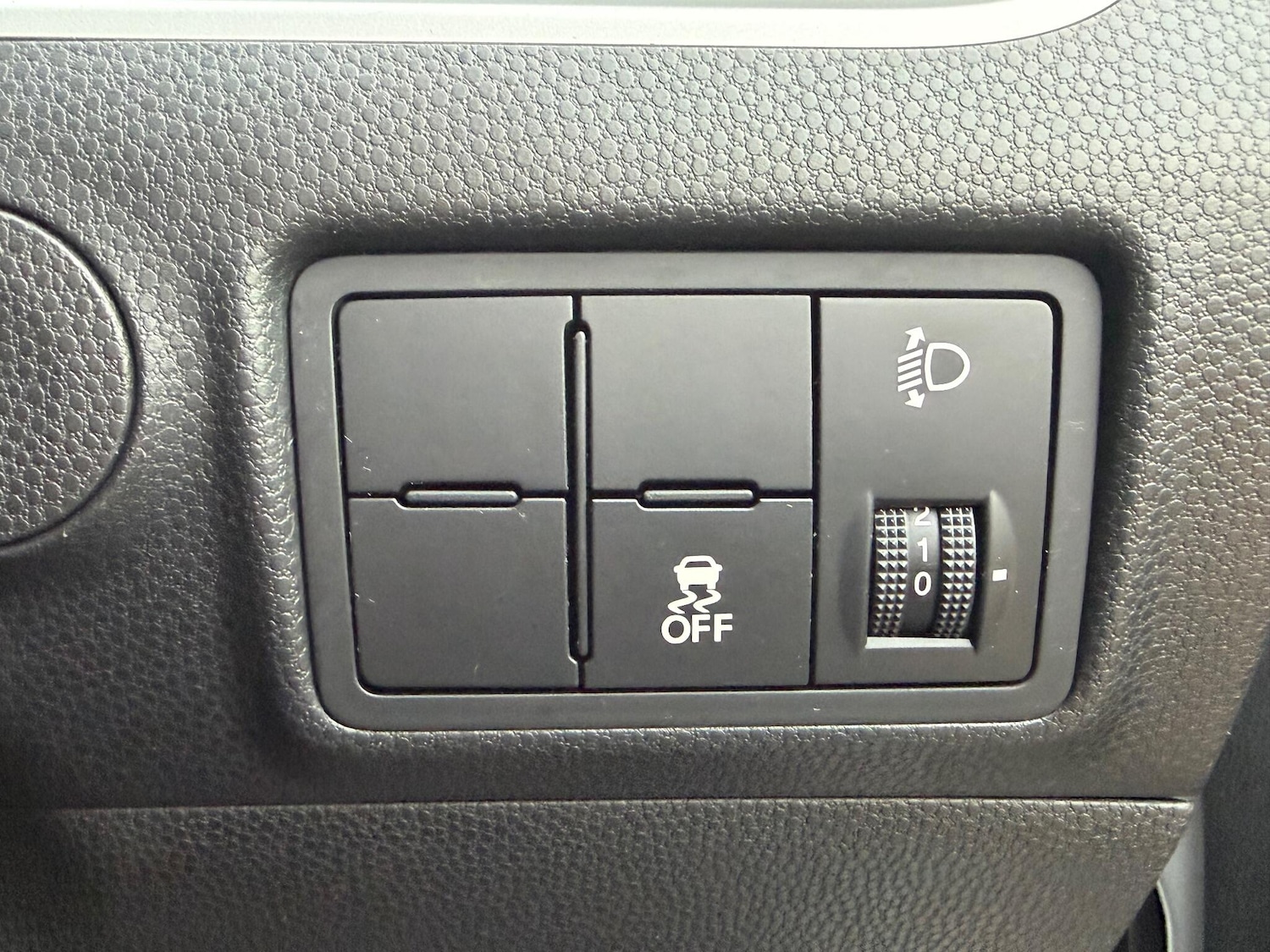 Used Kia Picanto 2014 for sale - 76823859: Photo 27