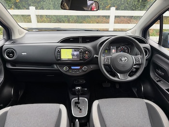 Used Toyota Yaris 2020 for sale - 78810198: Photo