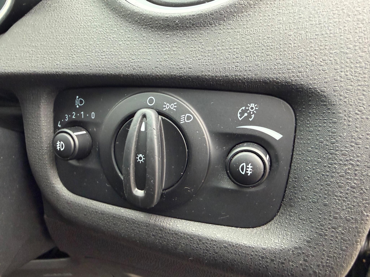 Used Ford Fiesta 2016 for sale - 76422975: Photo 20