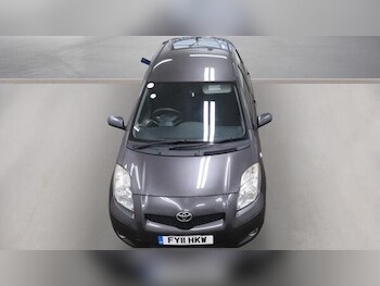 Used Toyota Yaris 2011 for sale - 78822078: Photo