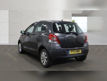 Used Toyota Yaris 2011 for sale - 78822078: Photo