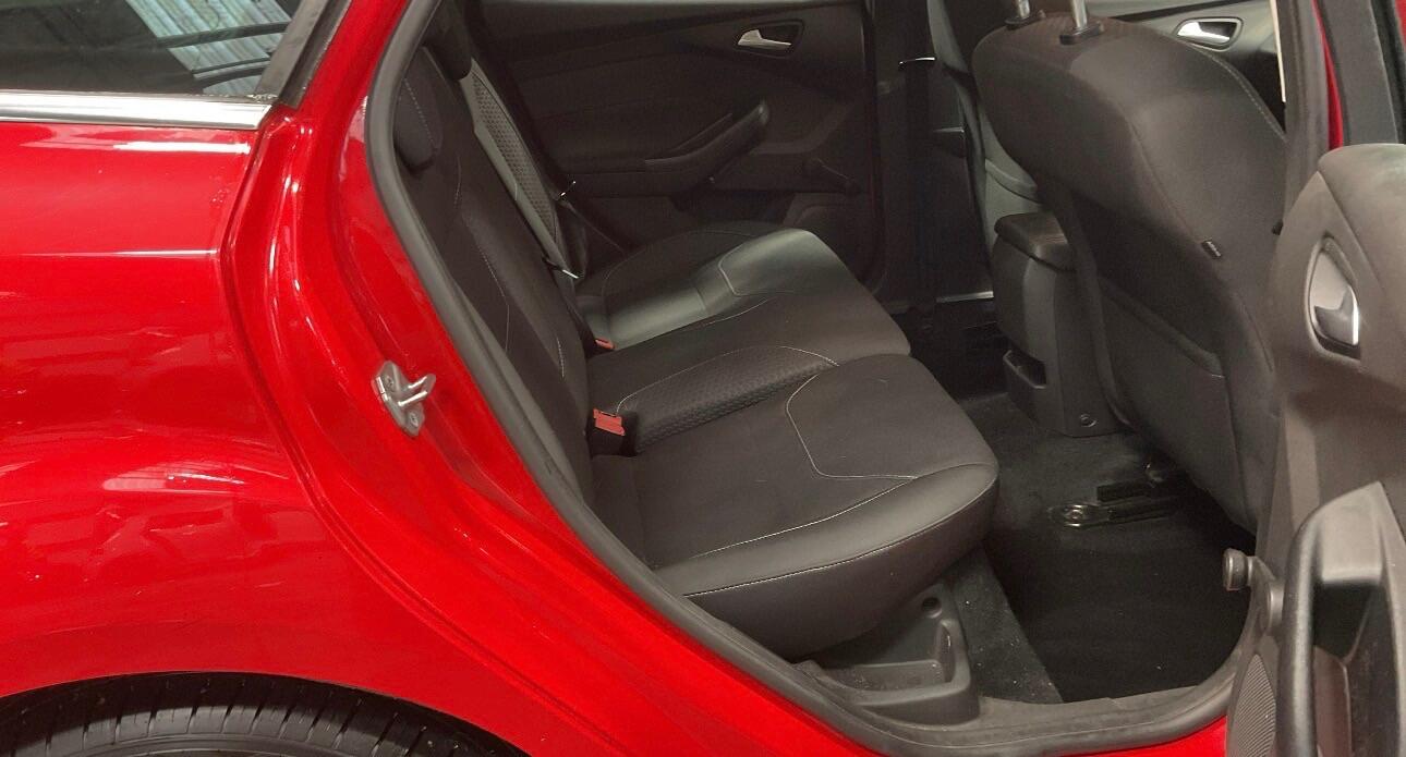 Used Ford Focus 2015 for sale - 77082031: Photo 7