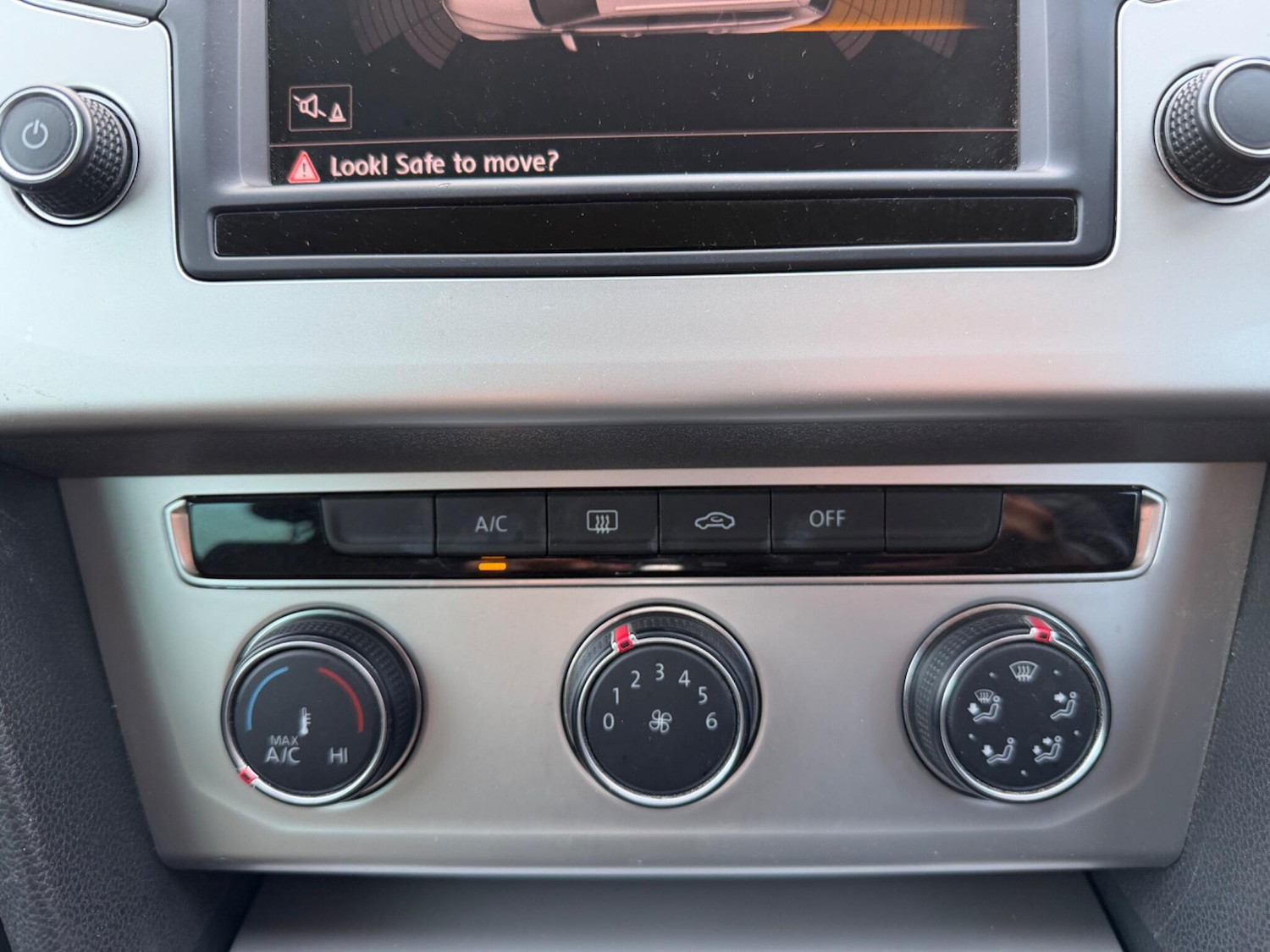 Used Volkswagen Passat 2016 for sale - 77958030: Photo 26