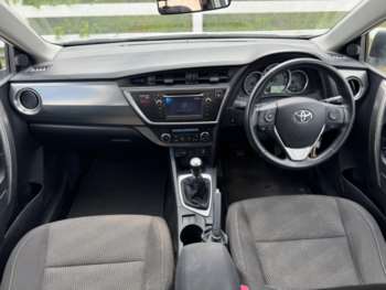 Used Toyota Auris 2013 for sale - 74713430: Photo