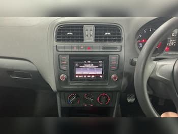 Used Volkswagen Polo 2015 for sale - 79846937: Photo