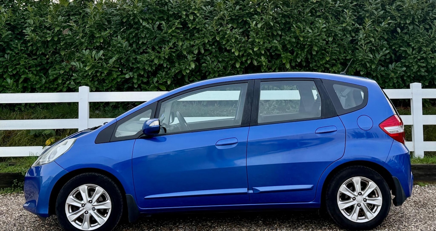 Used Honda Jazz 2012 for sale - 77029308: Photo 9