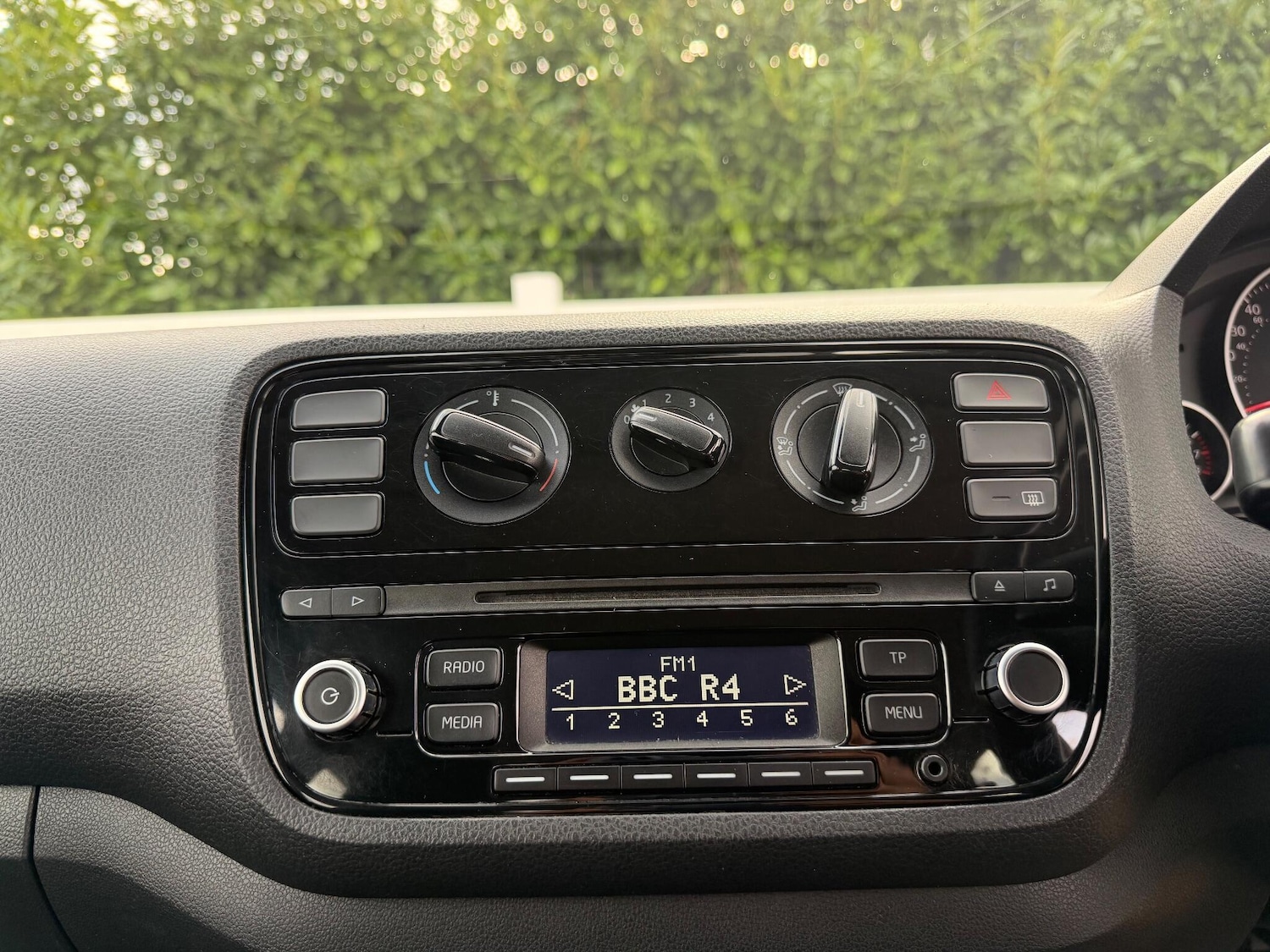 Used Volkswagen up! 2012 for sale - 76511938: Photo 23