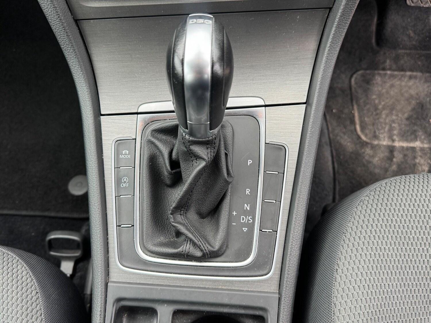 Used Volkswagen Golf 2013 for sale - 76072121: Photo 25