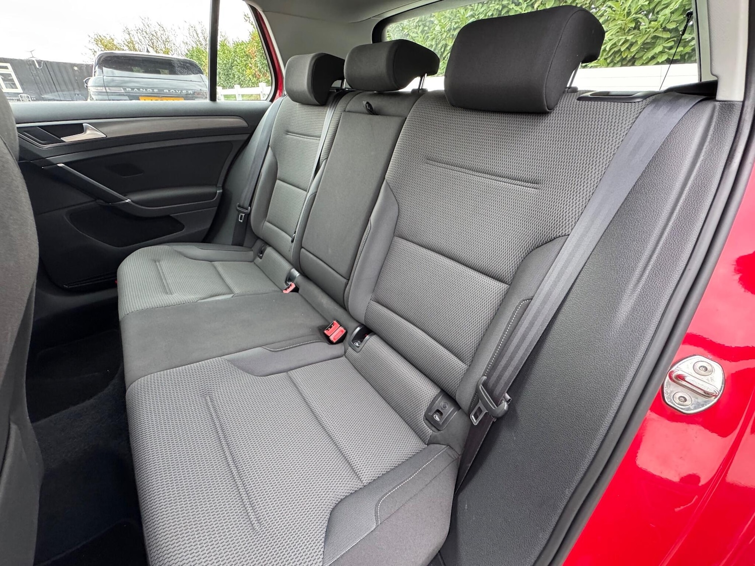 Used Volkswagen Golf 2013 for sale - 76072121: Photo 8