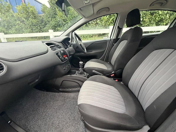 Used Fiat Punto 2017 for sale - 76259305: Photo 10
