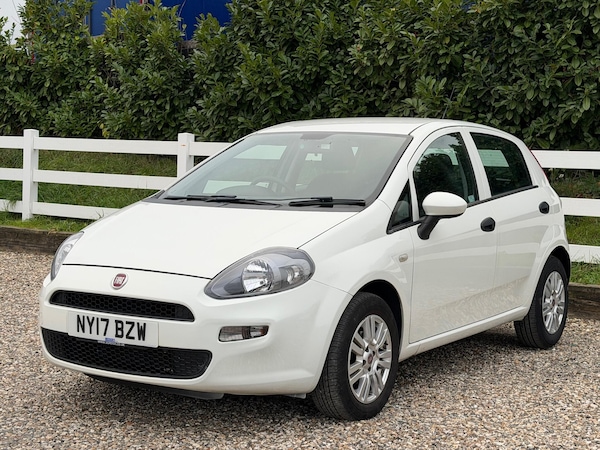 Used Fiat Punto 2017 for sale - 76259305: Photo 6