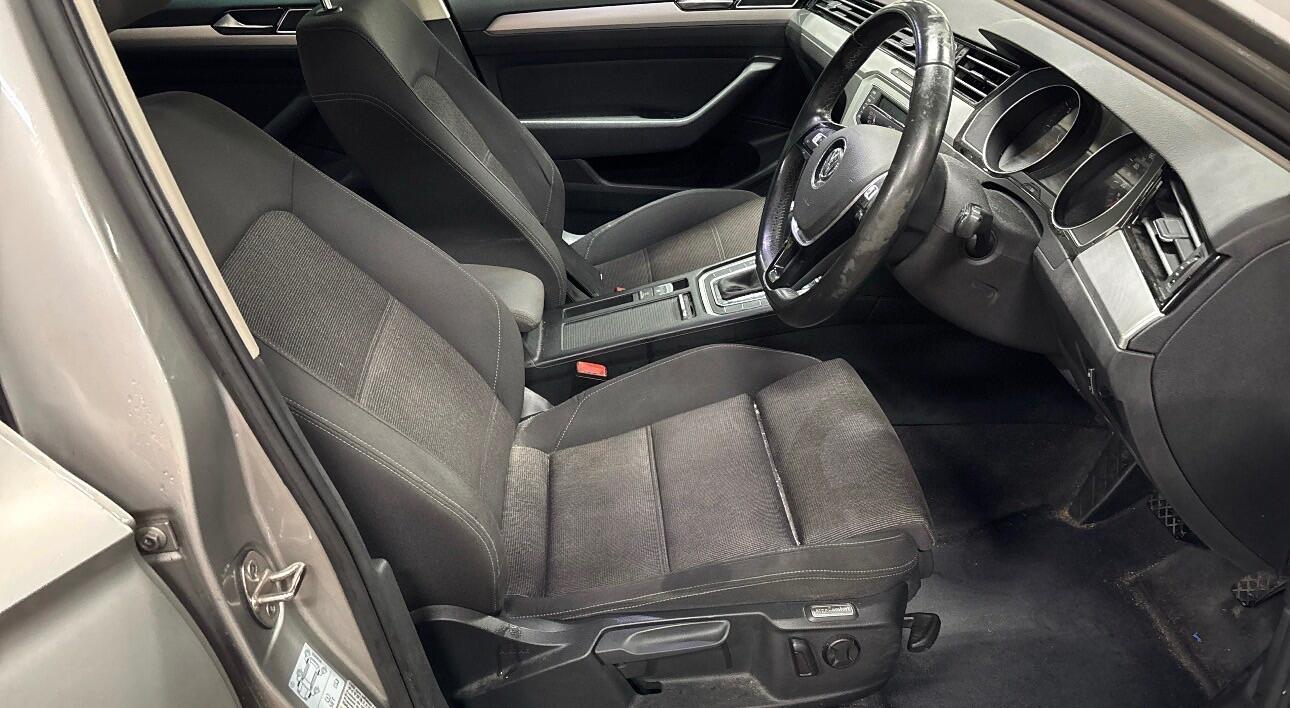 Used Volkswagen Passat 2016 for sale - 77191371: Photo 4