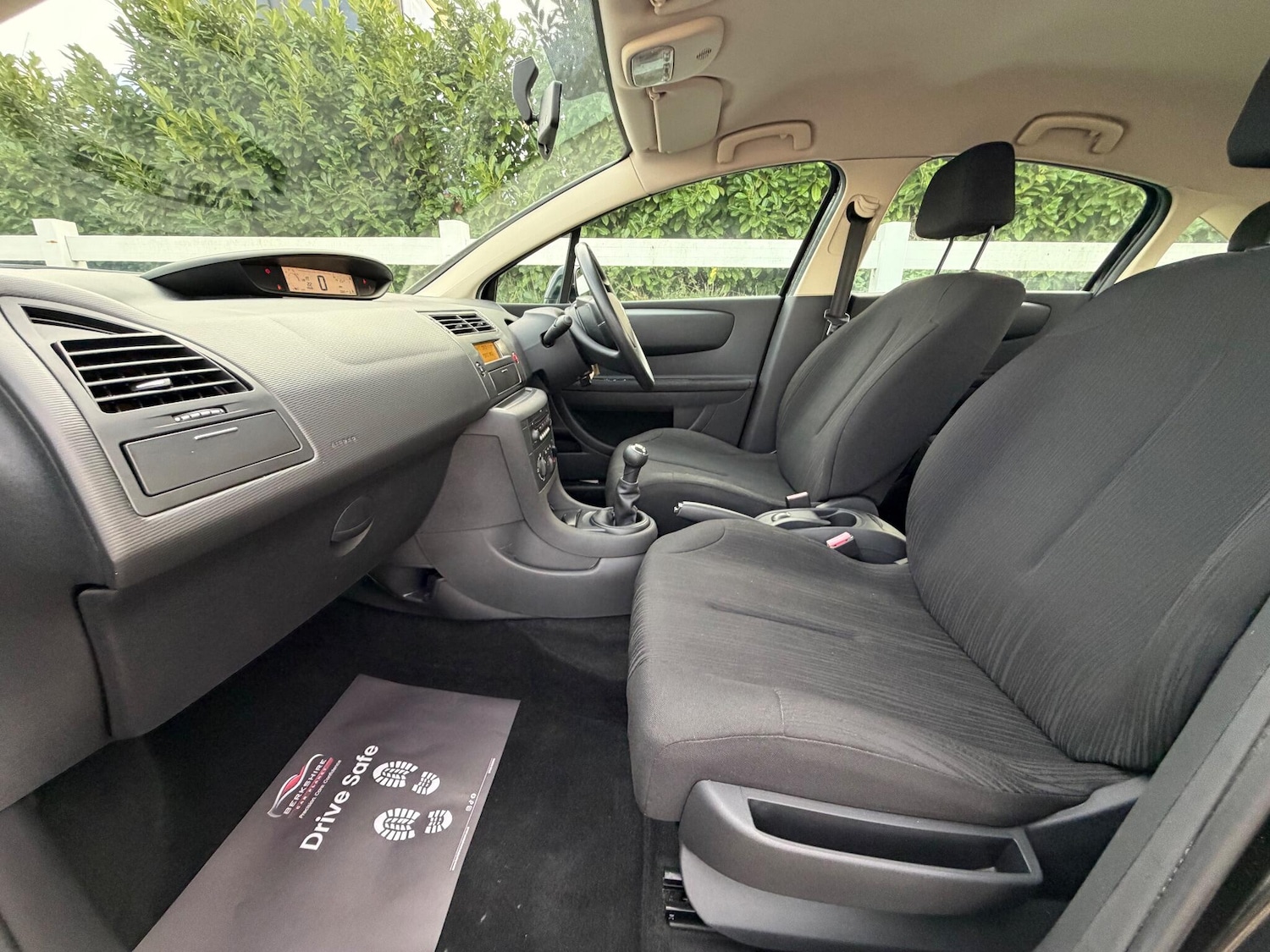 Used Citroen C4 2010 for sale - 77114140: Photo 31