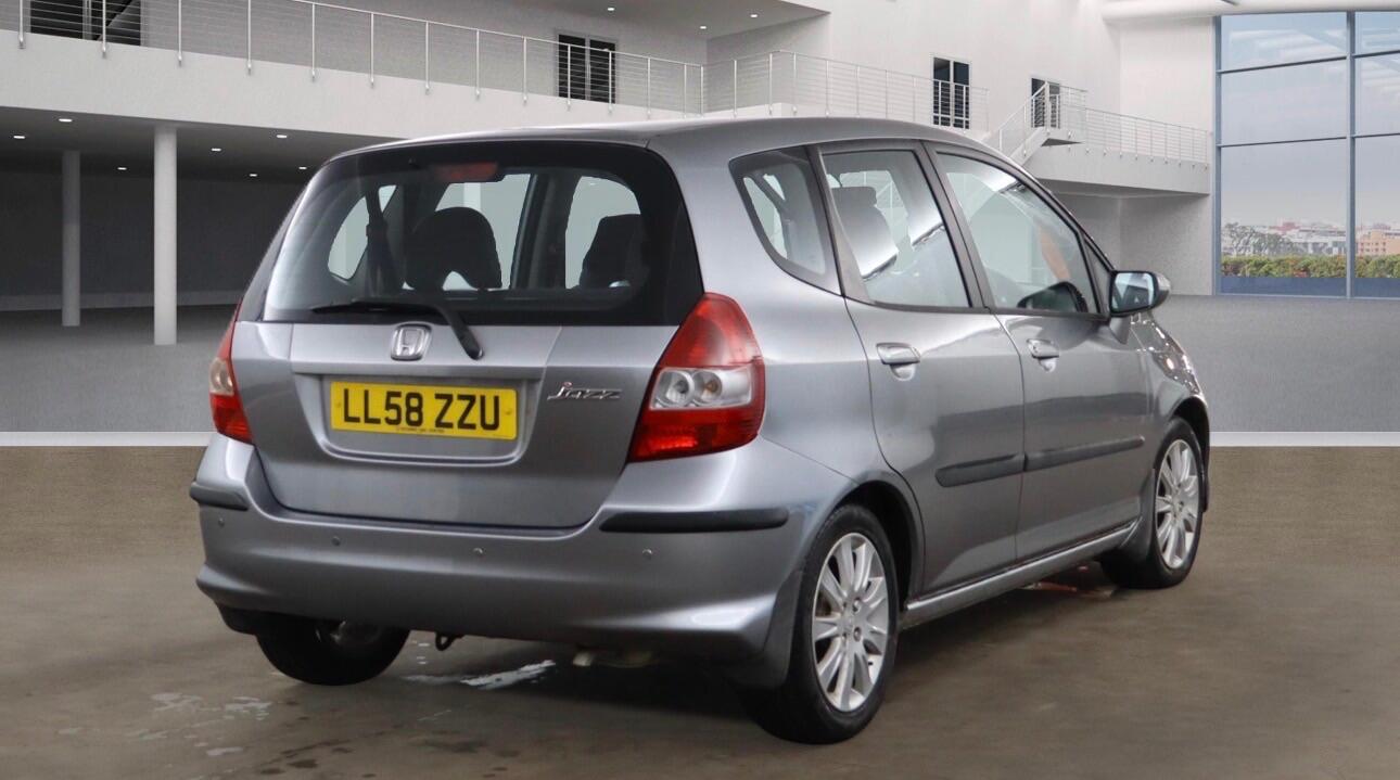 Used Honda Jazz 2009 for sale - 77978009: Photo 7