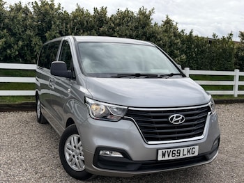 Used Hyundai i800 2019 for sale - 78100051: Photo