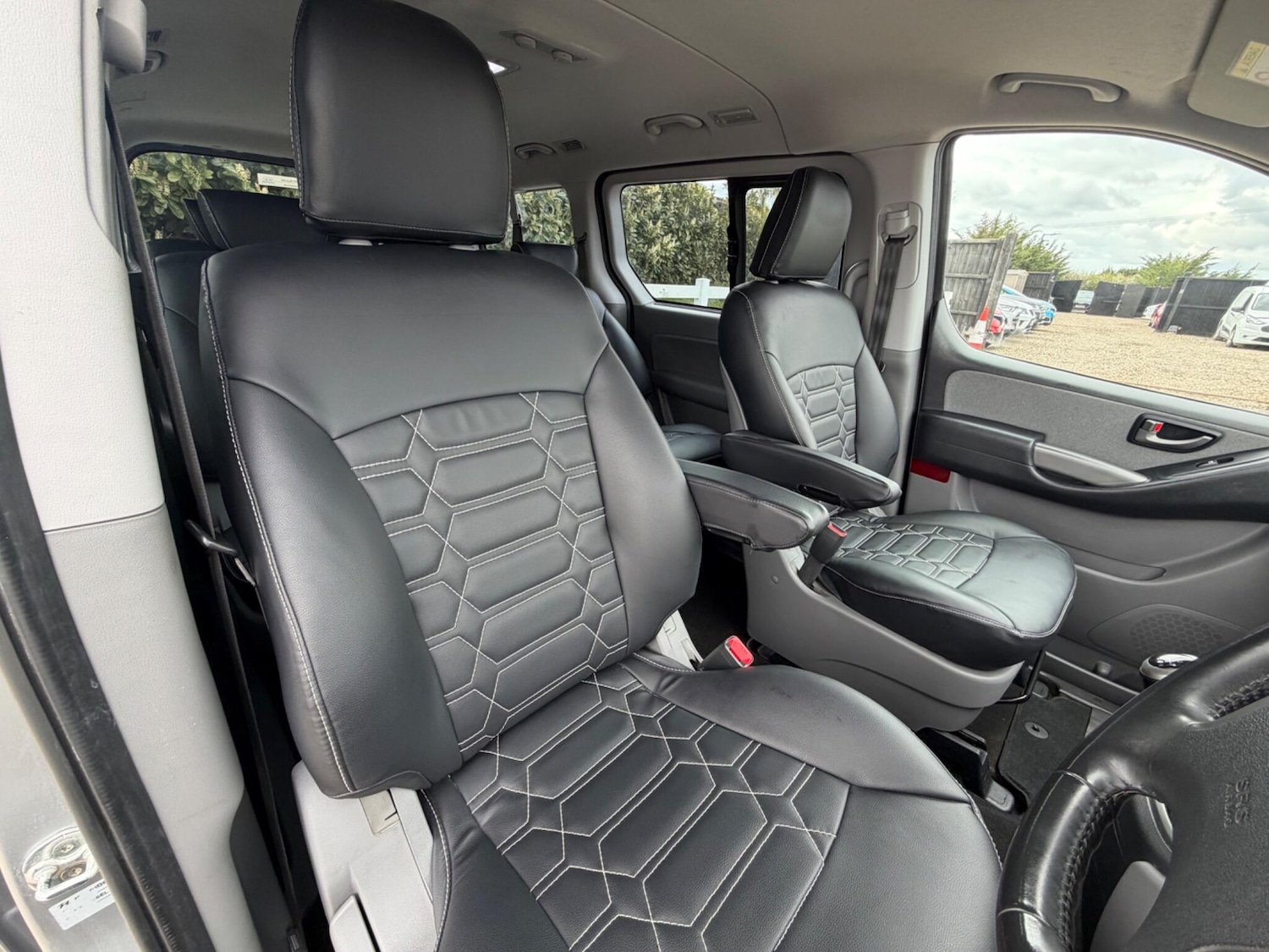 Used Hyundai i800 2019 for sale - 78100051: Photo 24