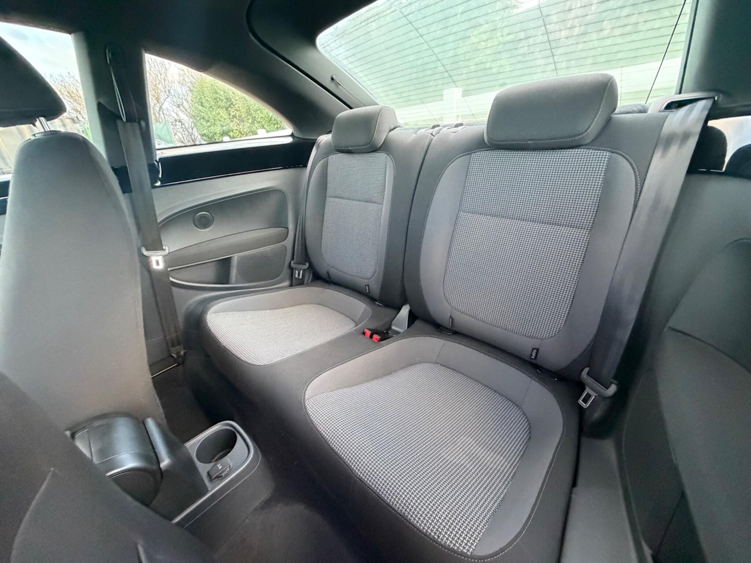 Used Volkswagen Beetle for sale - 77440613: Photo 18