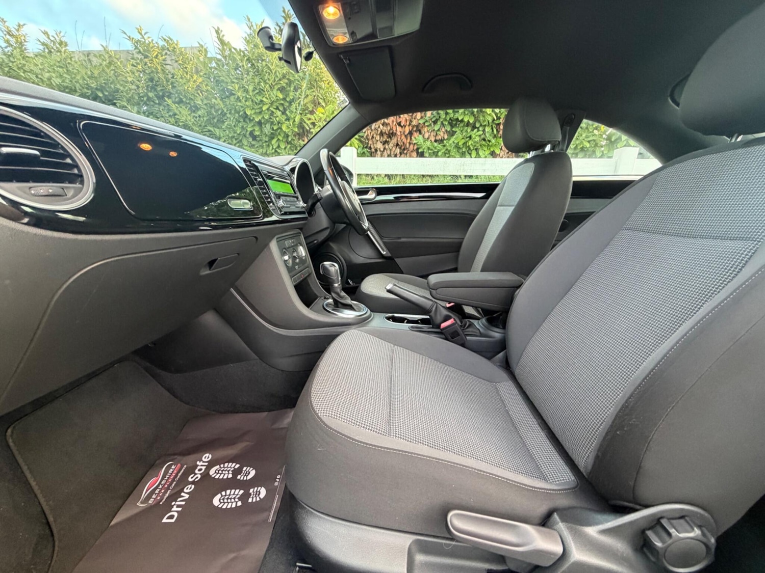 Used Volkswagen Beetle for sale - 77440613: Photo 25