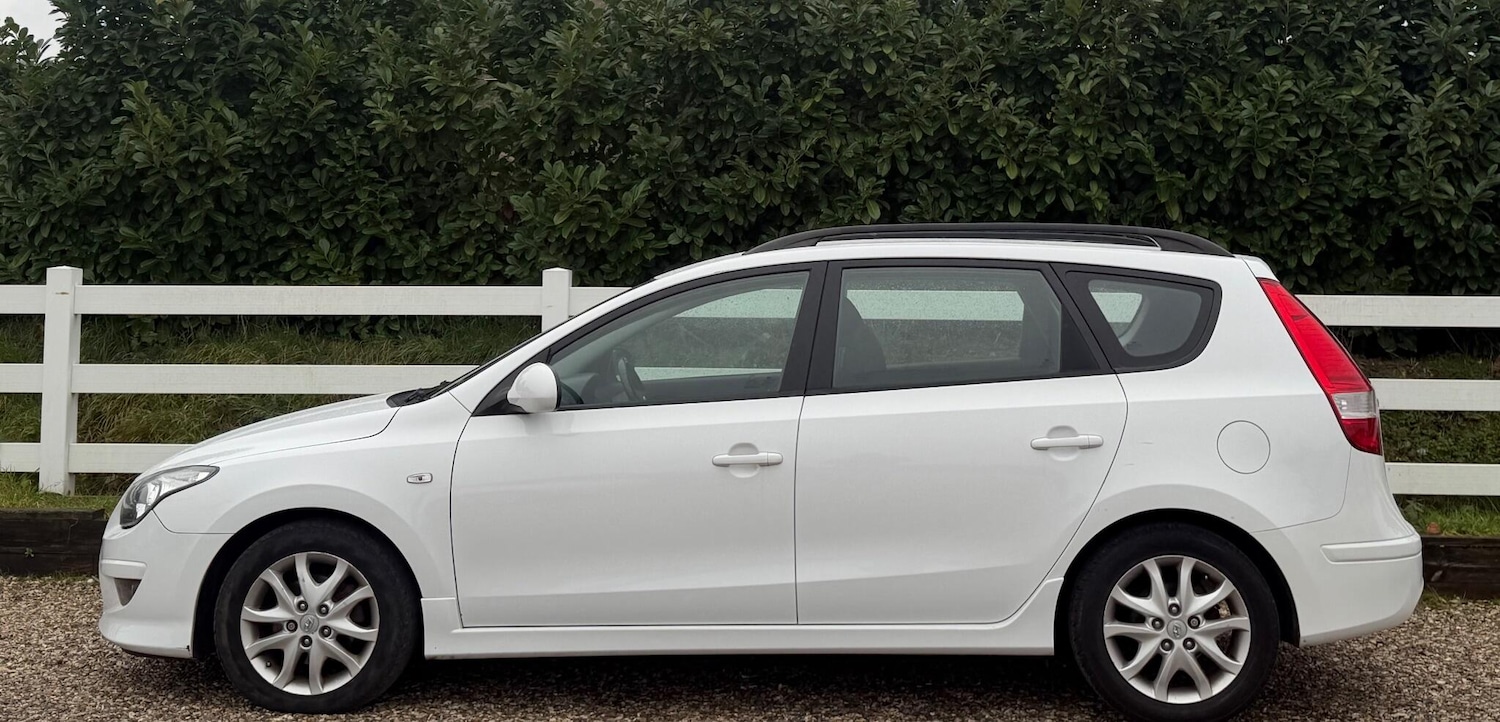 Used Hyundai i30 2011 for sale - 77120475: Photo 10