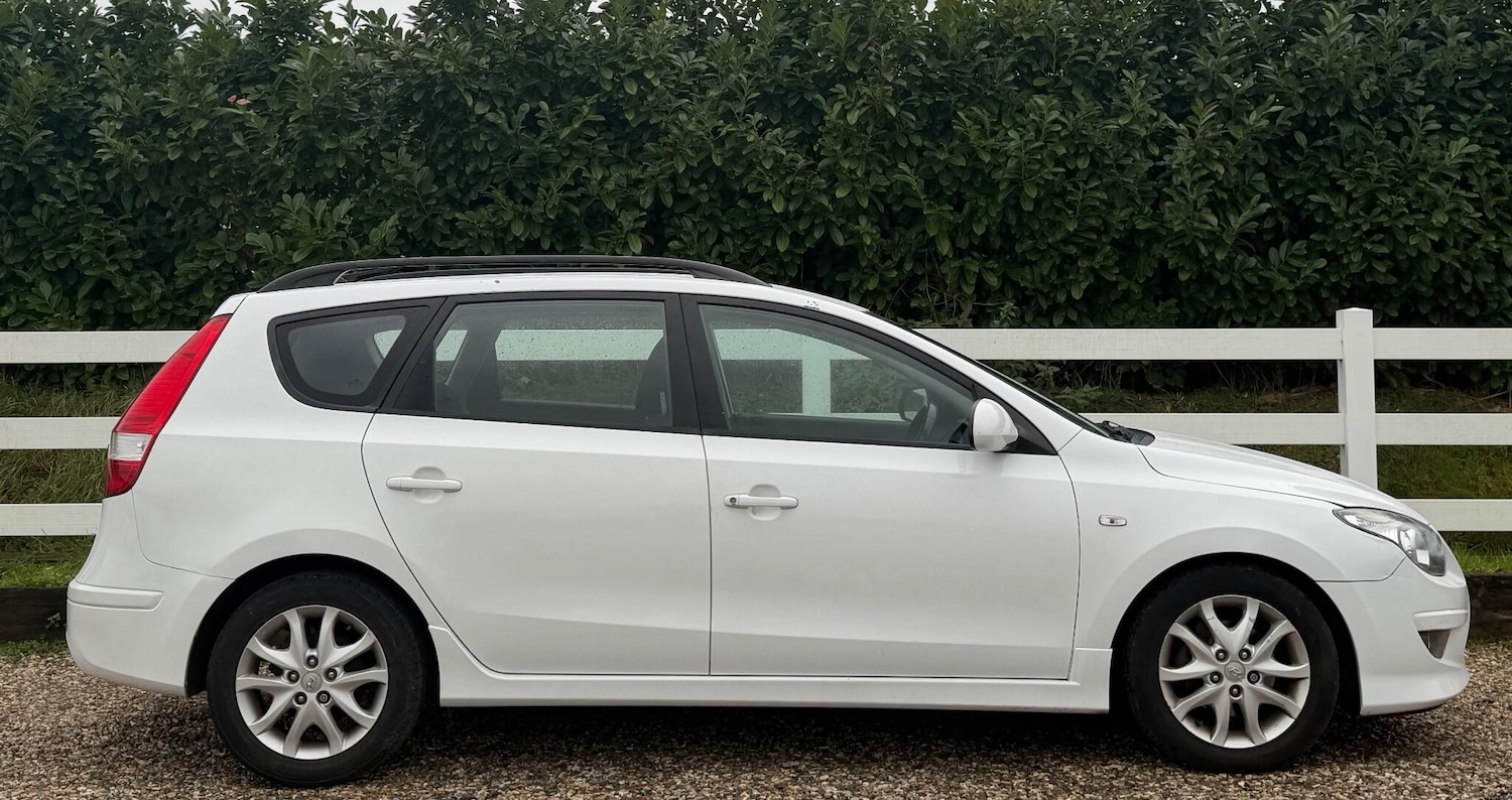 Used Hyundai i30 2011 for sale - 77120475: Photo 12