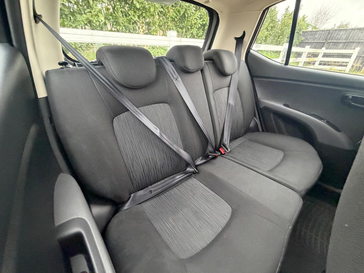 Used Hyundai i10 for sale - 77683360: Photo 20