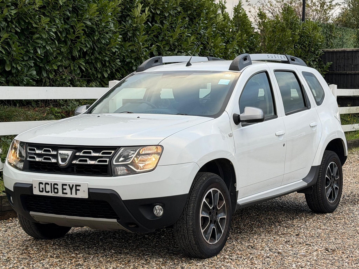 Used Dacia Duster 2016 for sale - 76996979: Photo 3
