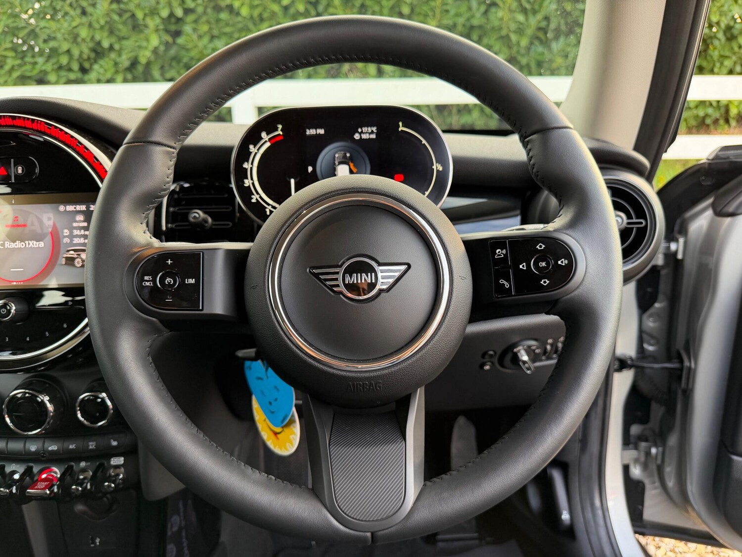 Used MINI Hatch 2024 for sale - 76597136: Photo 32