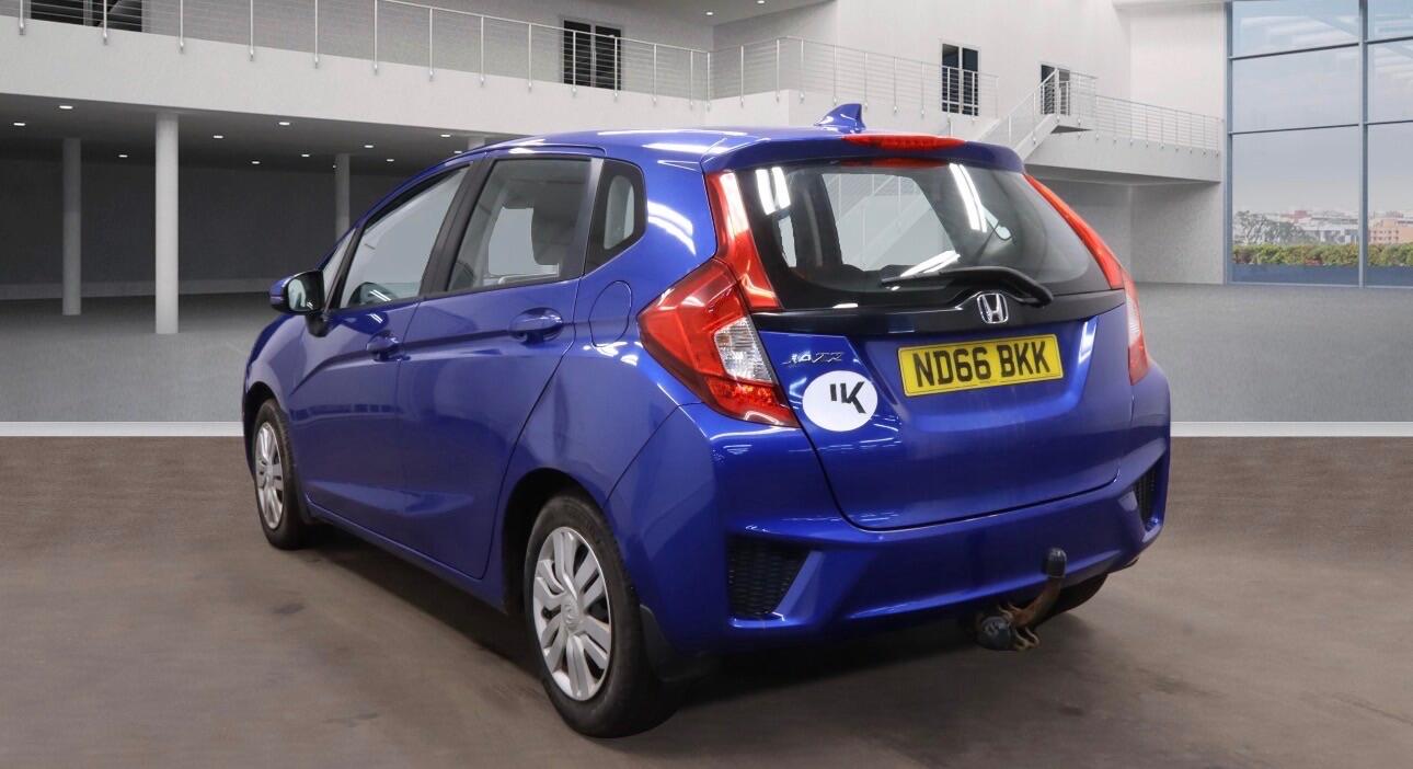 Used Honda Jazz 2016 for sale - 77330529: Photo 3