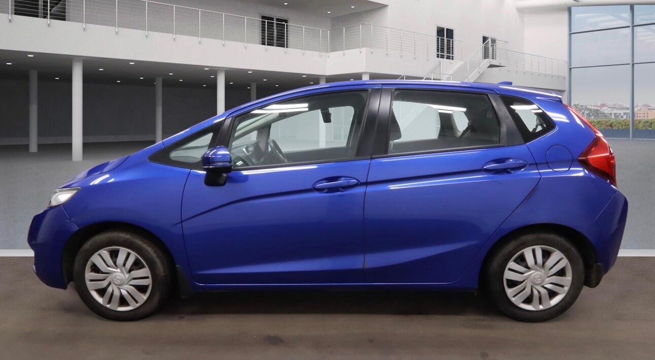 Used Honda Jazz 2016 for sale - 77330529: Photo 4