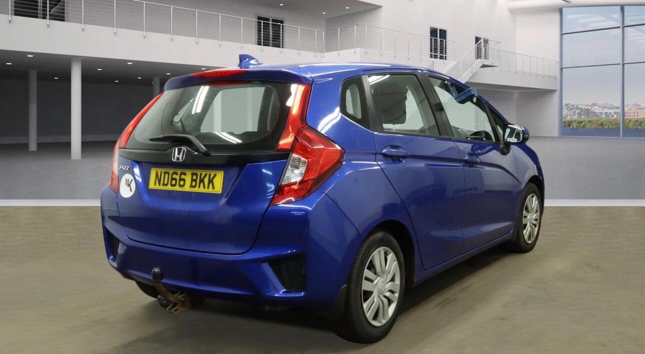 Used Honda Jazz 2016 for sale - 77330529: Photo 6
