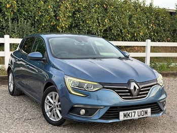Used Renault Megane 2017 for sale - 78759895: Photo
