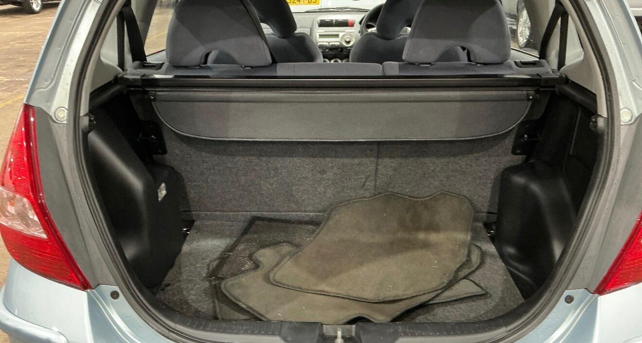 Used Honda Jazz 2006 for sale - 77854272: Photo 10