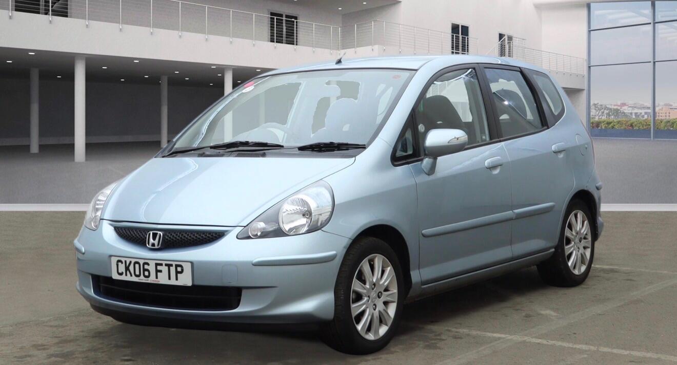 Used Honda Jazz 2006 for sale - 77854272: Photo 2