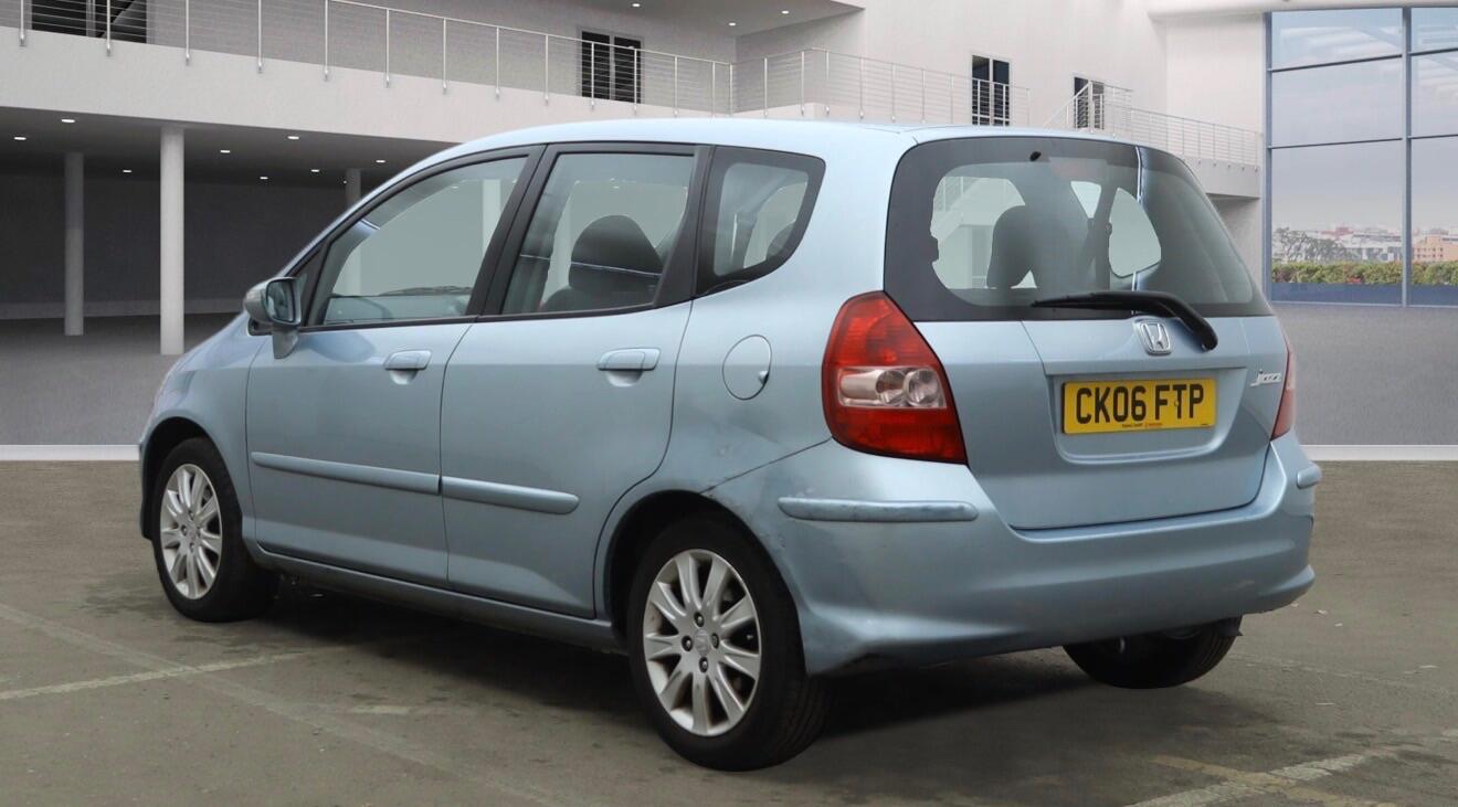 Used Honda Jazz 2006 for sale - 77854272: Photo 3