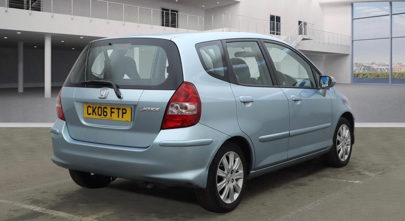 Used Honda Jazz 2006 for sale - 77854272: Photo 6