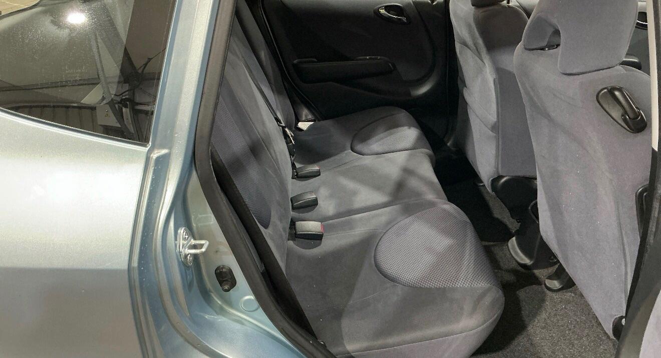 Used Honda Jazz 2006 for sale - 77854272: Photo 8