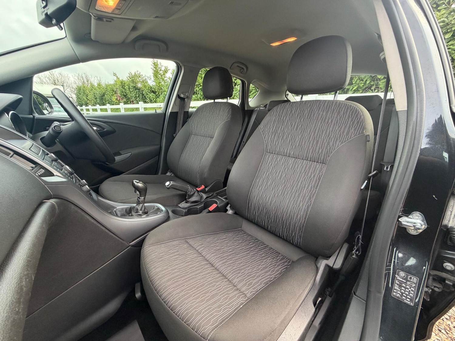 Used Vauxhall Astra 2015 for sale - 77029227: Photo 33