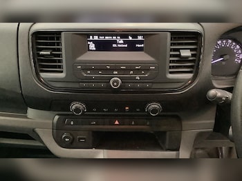 Used Vauxhall Vivaro 2019 for sale - 75301967: Photo