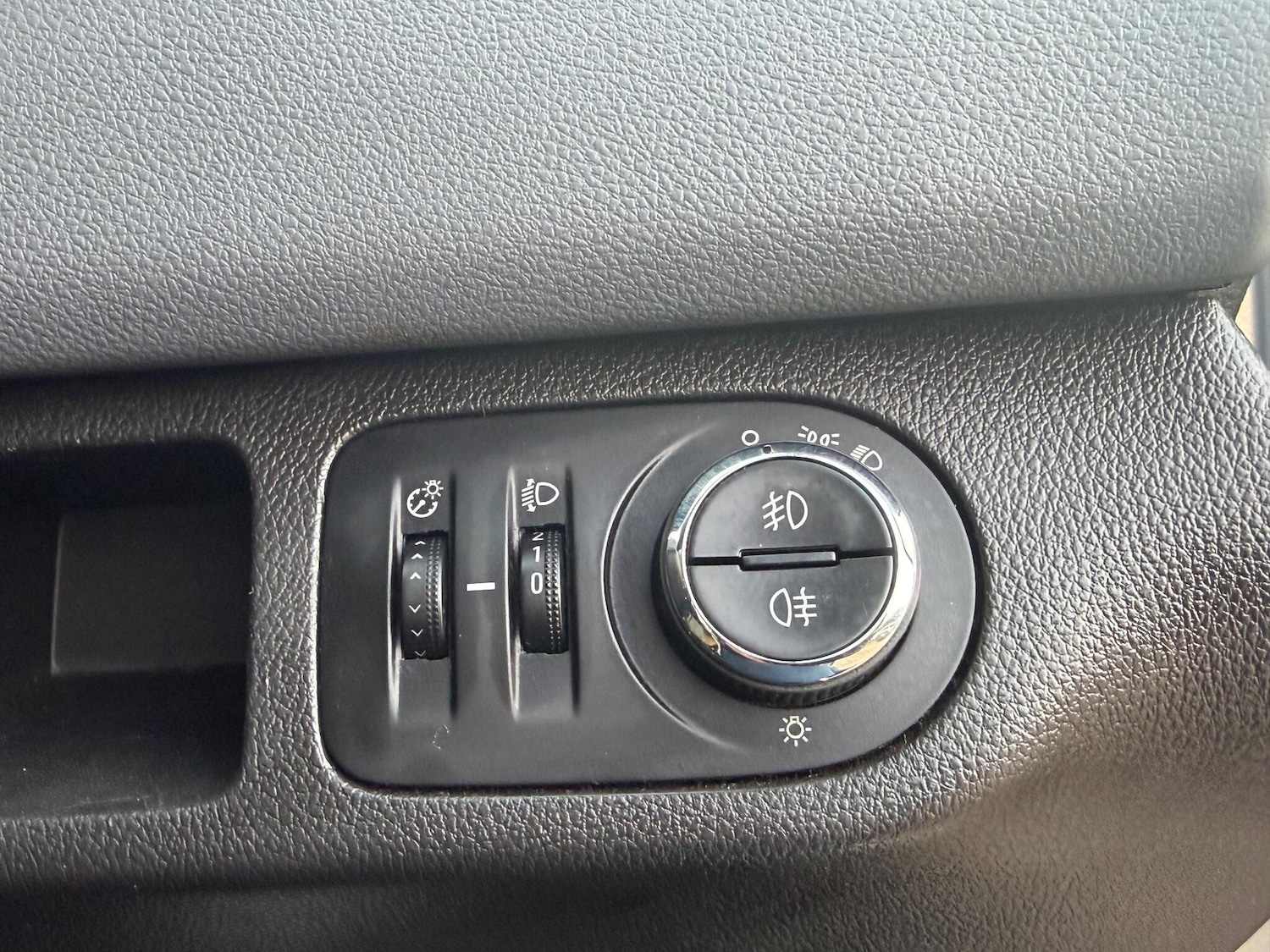 Used Vauxhall Meriva 2014 for sale - 76990681: Photo 19