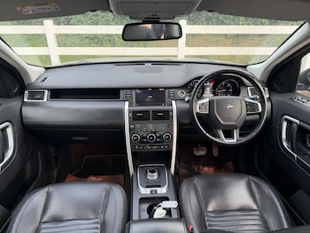 Used Land Rover Discovery Sport 2016 for sale - 78516985: Photo