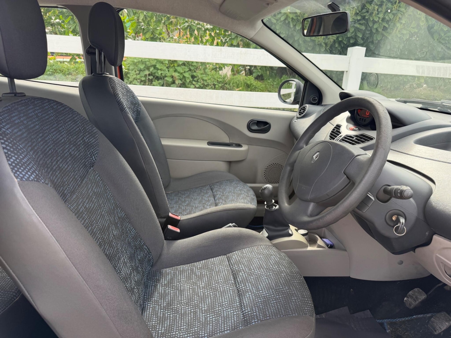 Used Renault Twingo 2010 for sale - 77926244: Photo 15