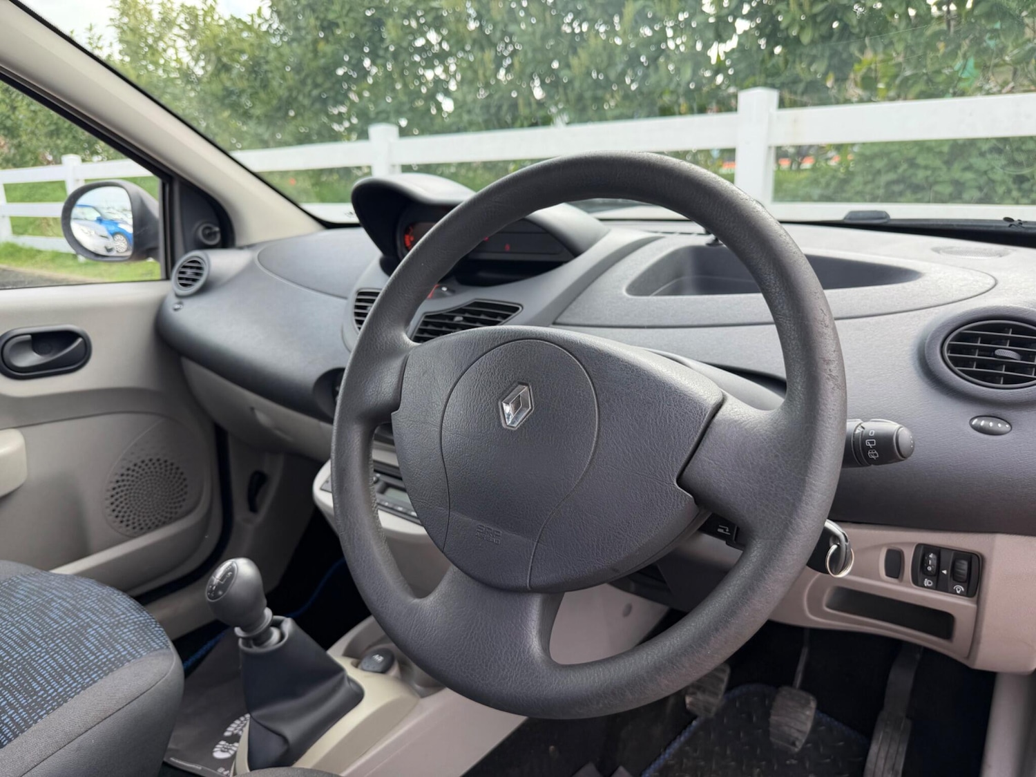 Used Renault Twingo 2010 for sale - 77926244: Photo 28