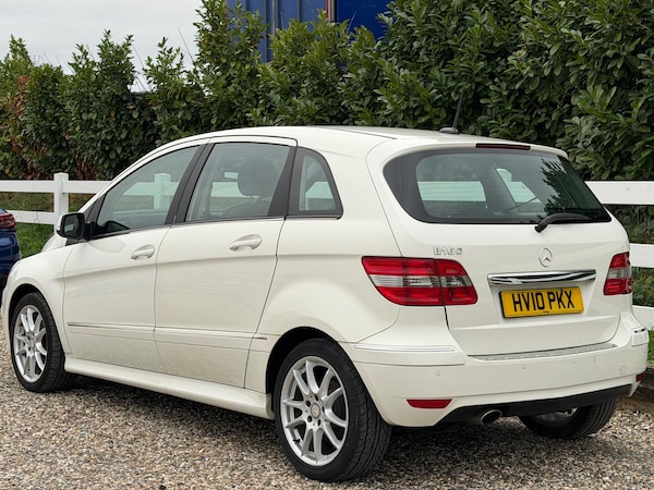 Used Mercedes-Benz B Class 2010 for sale - 76259078: Photo 11